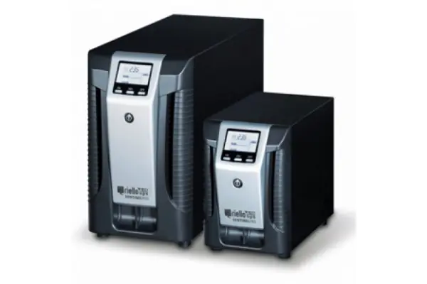 Sai Riello - Aros SEP 3000 3000va/2400w Display Lcd 10" On-line Doble Conversion 1p Usb 1p Serie 8t Stock Limitado