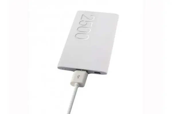 POWER BANK 2500 MAH BLANCA KSIX POWERBLANCA Últimas Unidades