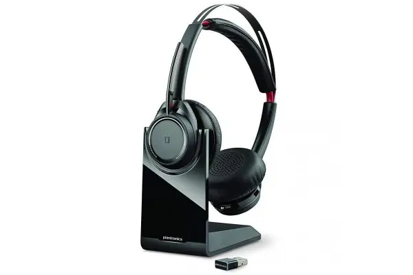 Auricular Inalámbrico Plantronics Voyager Focus Uc Estándar B825/ Con Micrófono/ Bluetooth/ Usb/ Incluye Soporte/ Negro Marca Reconocida